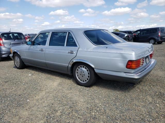 1990 Mercedes-Benz 560 SEL