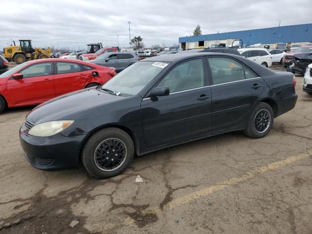 2005 Toyota Camry LE