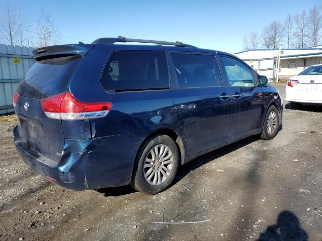 2011 Toyota Sienna XLE