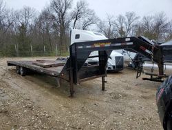 Salvage trucks for sale at Columbia, MO auction: 2009 IVT GOO