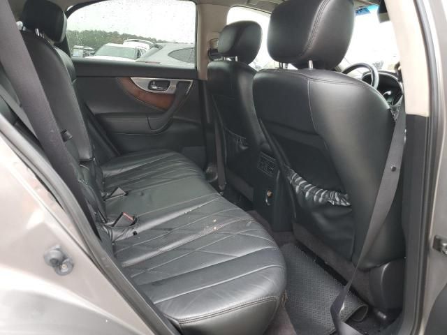 2011 Infiniti FX35