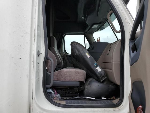 2018 Freightliner Cascadia 125