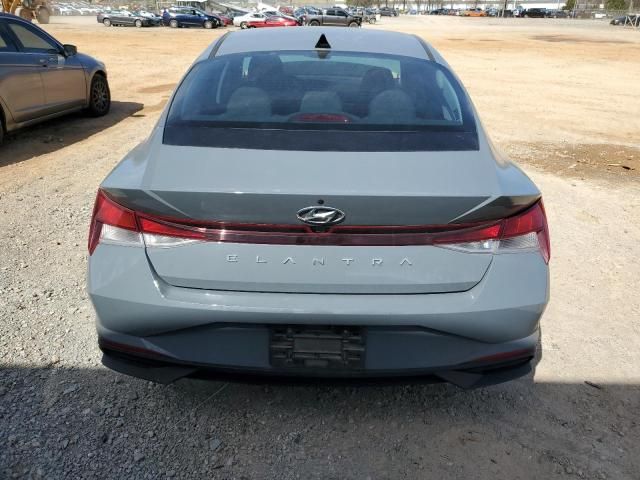 2022 Hyundai Elantra SEL