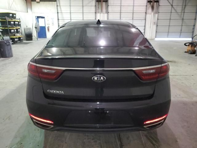 2017 KIA Cadenza Premium