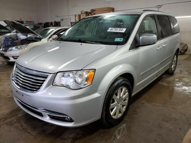 2011 Chrysler Town & Country Touring L