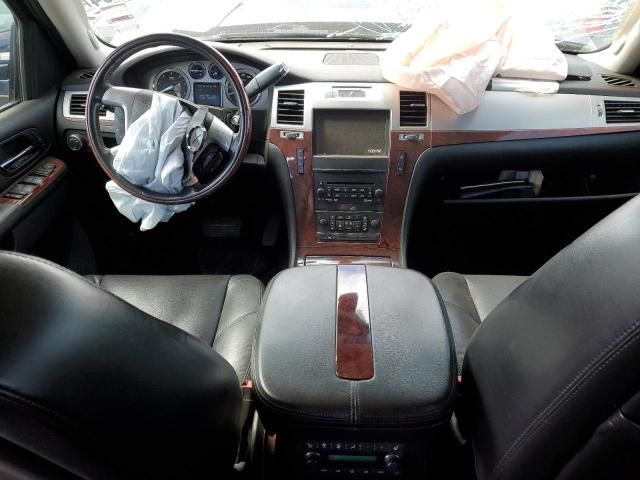 2011 Cadillac Escalade Luxury