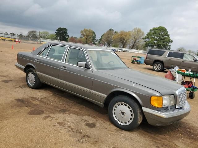 1987 Mercedes-Benz 560 SEL