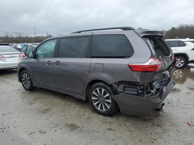 2019 Toyota Sienna LE