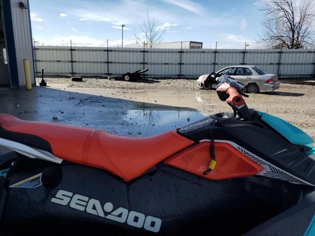 2018 Seadoo W Trailer