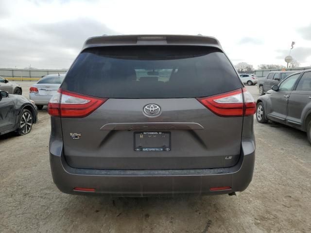 2017 Toyota Sienna LE