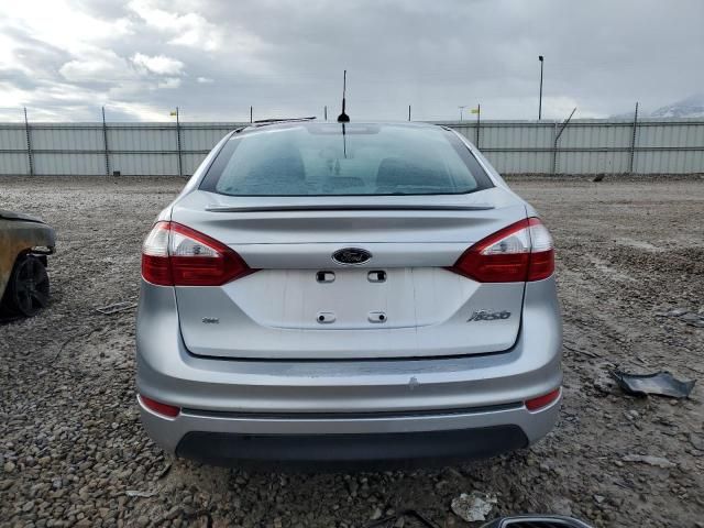 2015 Ford Fiesta SE