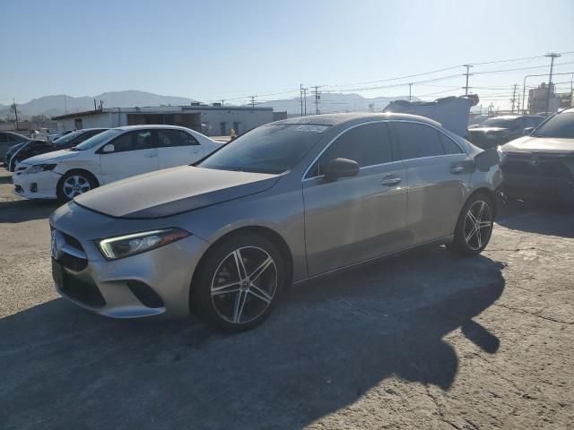 2019 Mercedes-Benz A 220