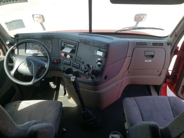 2014 Freightliner Cascadia 125