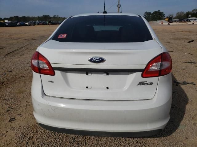 2013 Ford Fiesta SE