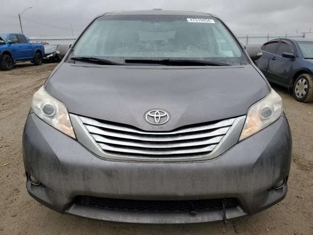 2013 Toyota Sienna XLE