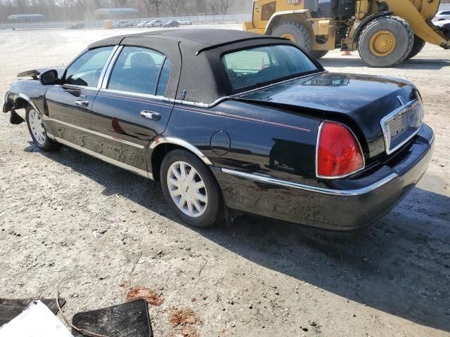 2007 Lincoln Town Car Signature Limited