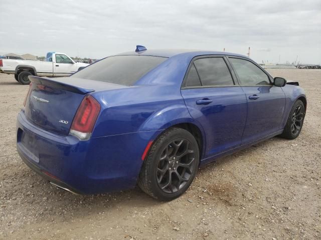 2019 Chrysler 300 Touring