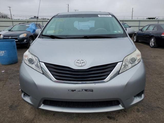 2012 Toyota Sienna LE