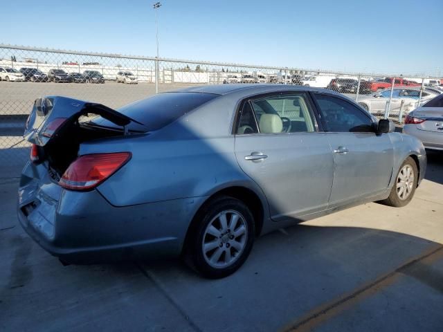 2005 Toyota Avalon XL