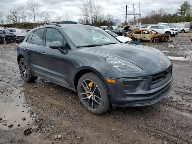 2022 Porsche Macan