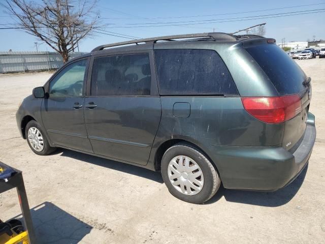 2004 Toyota Sienna CE