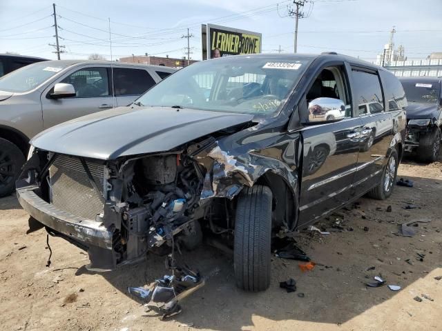 2012 Chrysler Town & Country Limited