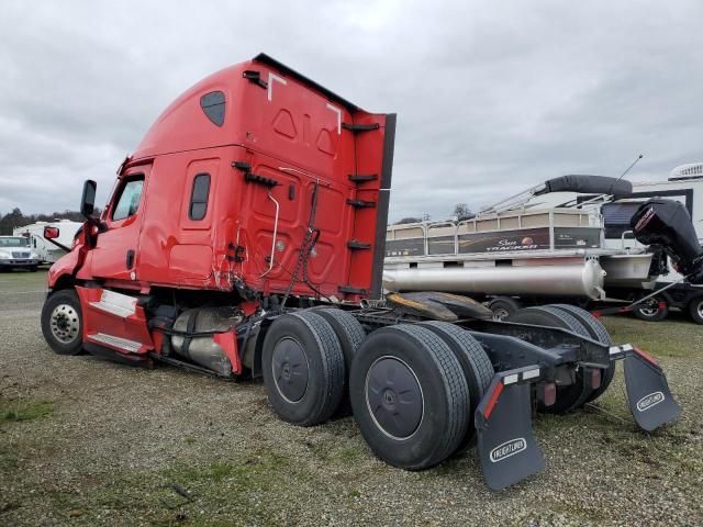 2022 Freightliner Cascadia 126