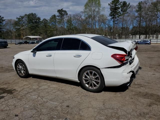 2019 Mercedes-Benz A 220