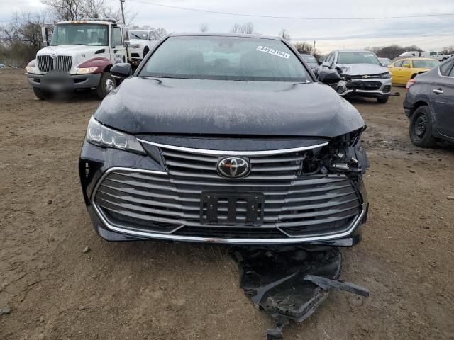 2019 Toyota Avalon XLE