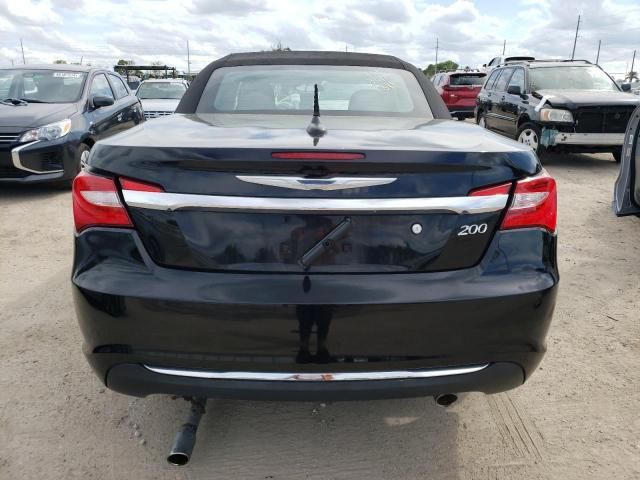 2014 Chrysler 200 Touring