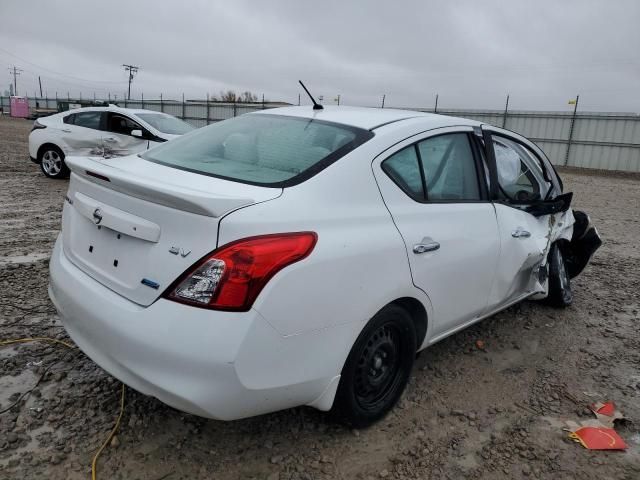 2013 Nissan Versa S