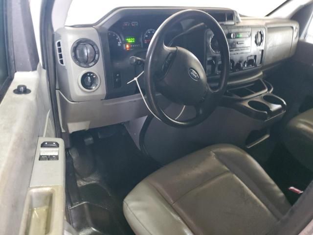 2014 Ford Econoline E350 Super Duty Van