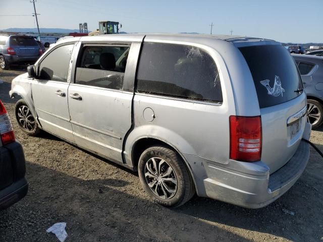 2009 Chrysler Town & Country LX