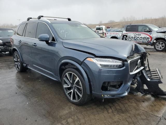 2021 Volvo XC90 T6 Momentum