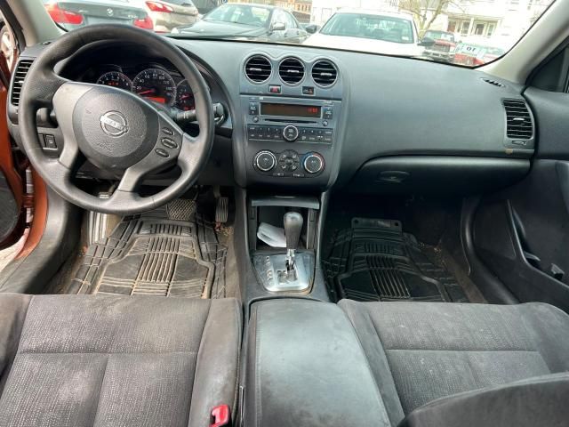 2010 Nissan Altima Base