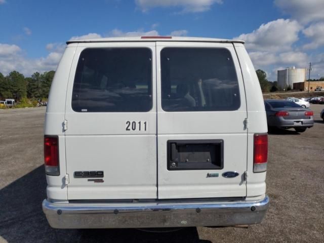 2011 Ford Econoline E350 Super Duty Wagon