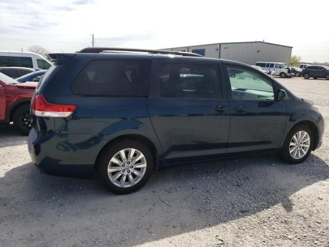 2012 Toyota Sienna LE