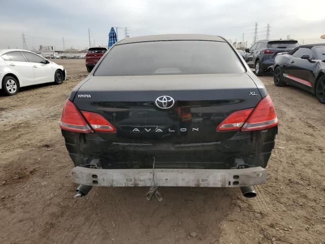 2005 Toyota Avalon XL