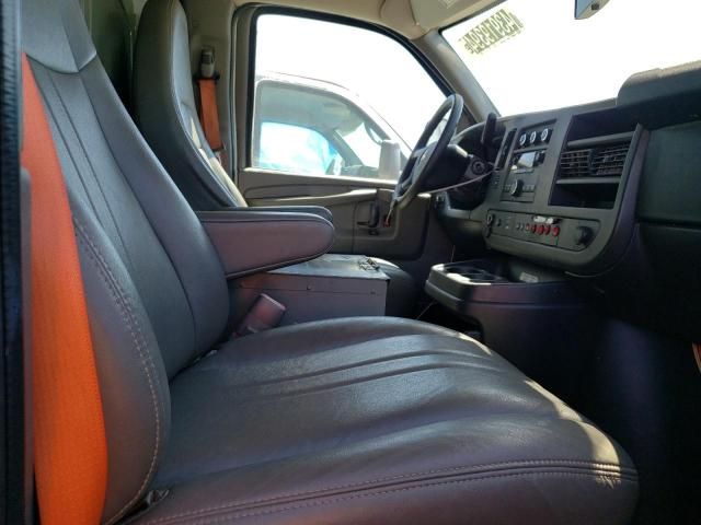 2014 Chevrolet Express G2500