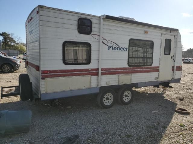 2004 Fleetwood Pioneer