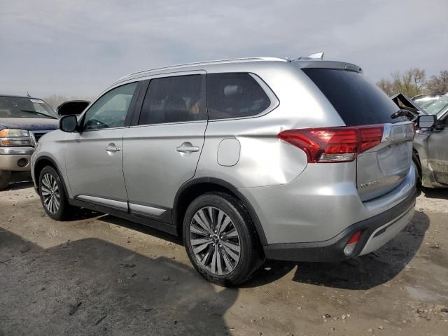 2020 Mitsubishi Outlander SE