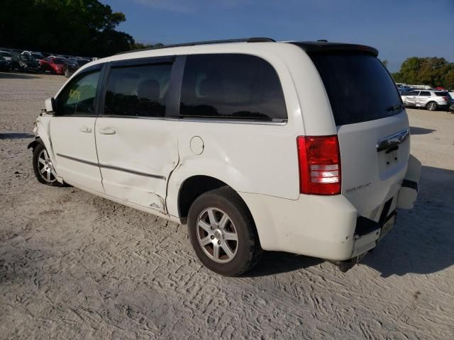 2010 Chrysler Town & Country Touring