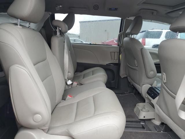 2019 Toyota Sienna XLE