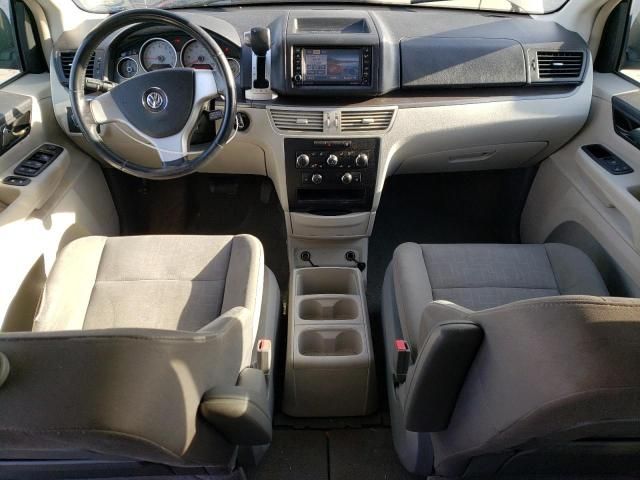 2010 Volkswagen Routan SE