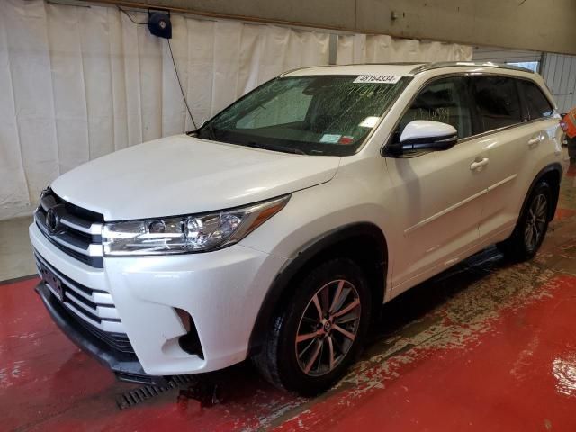 2018 Toyota Highlander SE