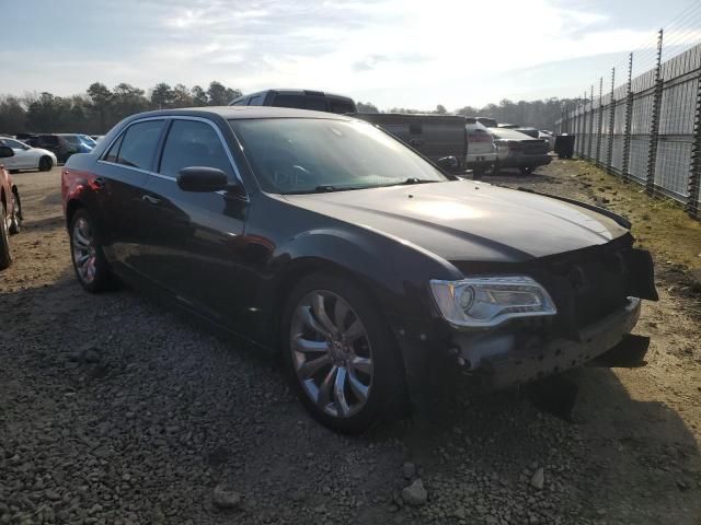 2020 Chrysler 300 Touring