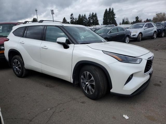 2021 Toyota Highlander XLE