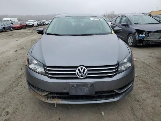 2013 Volkswagen Passat SE