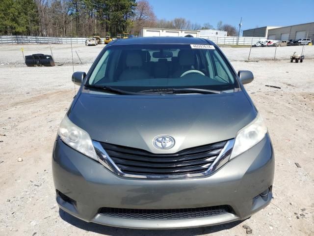 2012 Toyota Sienna LE