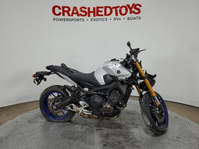 2015 Yamaha FZ09